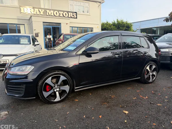 Volkswagen Golf Hatchback, Petrol, 2015, Black