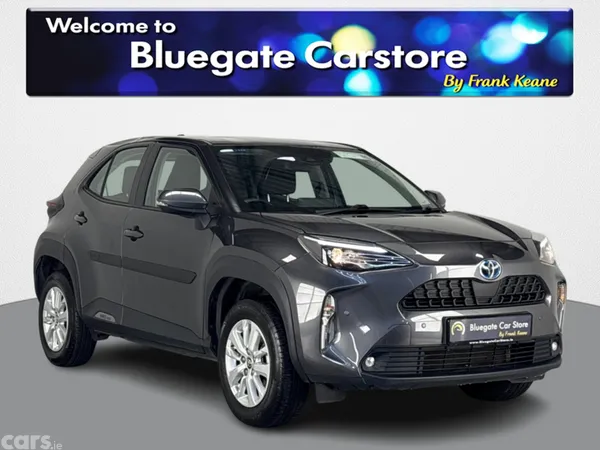 Toyota Yaris Cross Hatchback, Petrol Hybrid, 2023, Grey