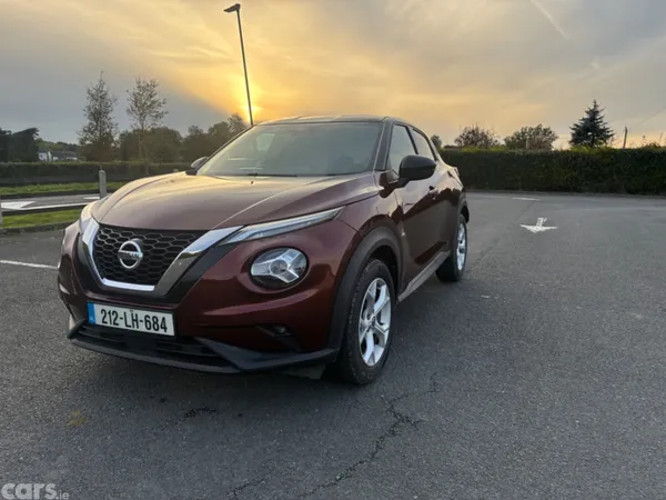 Nissan Juke MPV, Petrol, 2021, Red