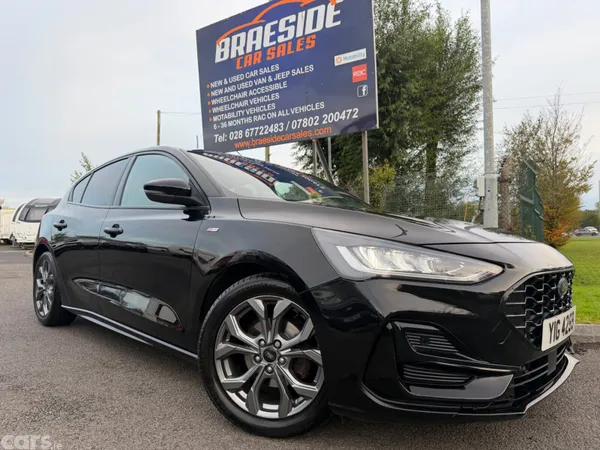 Ford Focus Hatchback, Petrol, 2023, Black
