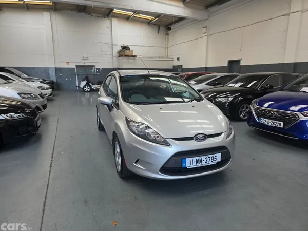 Ford Fiesta Hatchback, Petrol, 2011, Silver