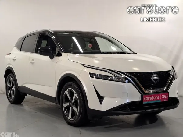 Nissan Qashqai MPV, Petrol, 2023, White