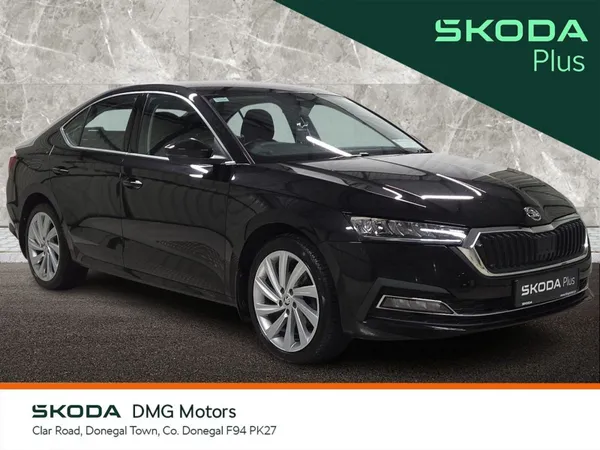 Skoda Octavia Saloon, Diesel, 2023, Black