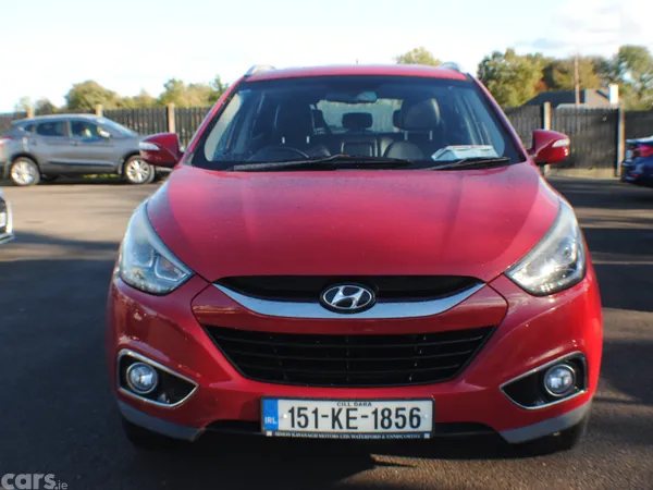 Hyundai ix35 SUV, Diesel, 2015, Red