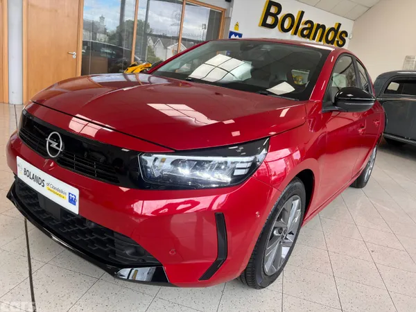 Opel Corsa Hatchback, Petrol, 2025, Red