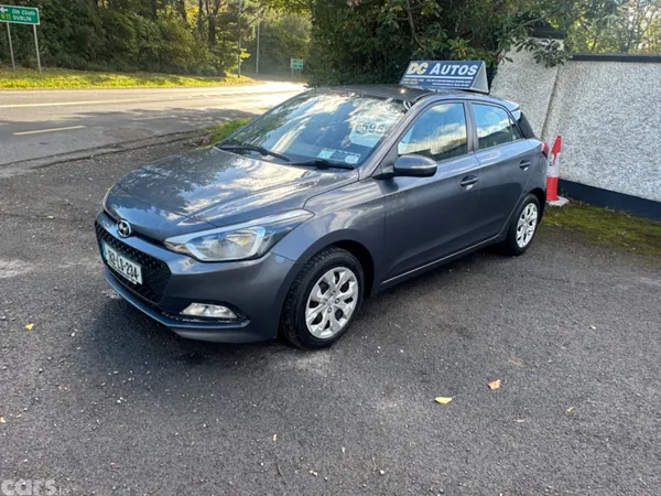 Hyundai i20 Hatchback, Petrol, 2018, Grey