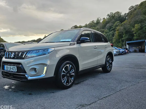 Suzuki Vitara SUV, Petrol, 2021, White