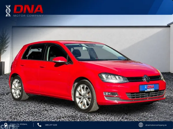 Volkswagen Golf Hatchback, Petrol, 2016, Red