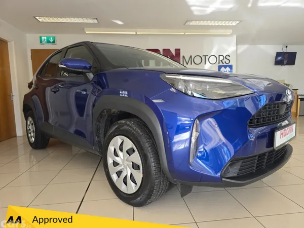 Toyota Yaris Cross SUV, Petrol Hybrid, 2021, Blue