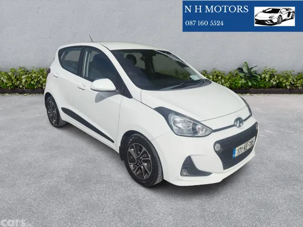Hyundai i10 Hatchback, Petrol, 2017, White