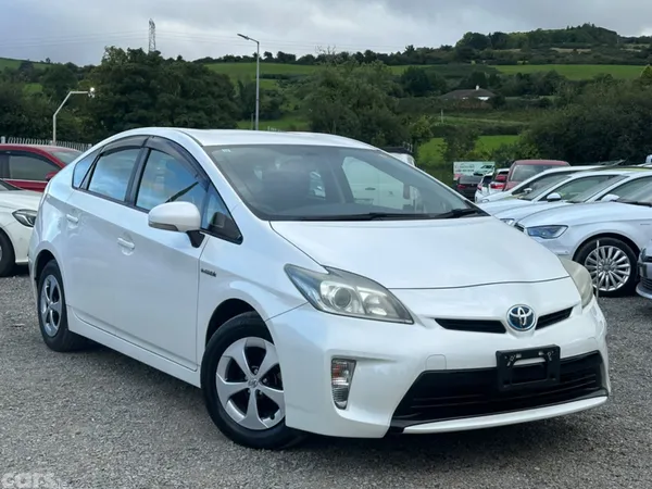 Toyota Prius Hatchback, Petrol Hybrid, 2013, White