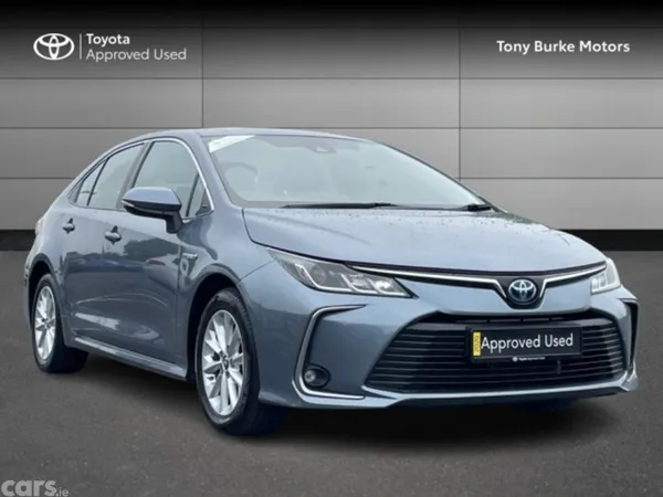Toyota Corolla Saloon, Petrol Hybrid, 2020, Grey