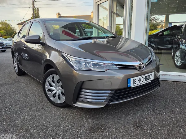 Toyota Corolla Saloon, Petrol, 2018, Grey