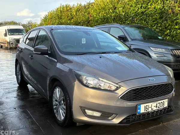 Ford Focus Hatchback, Diesel, 2016, Brown