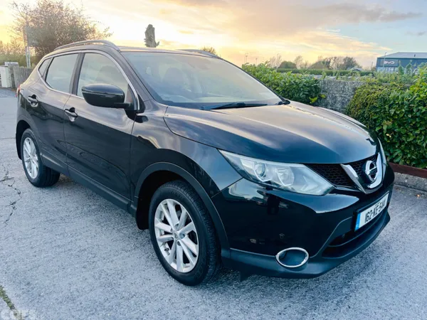 Nissan Qashqai Hatchback, Petrol, 2016, Black