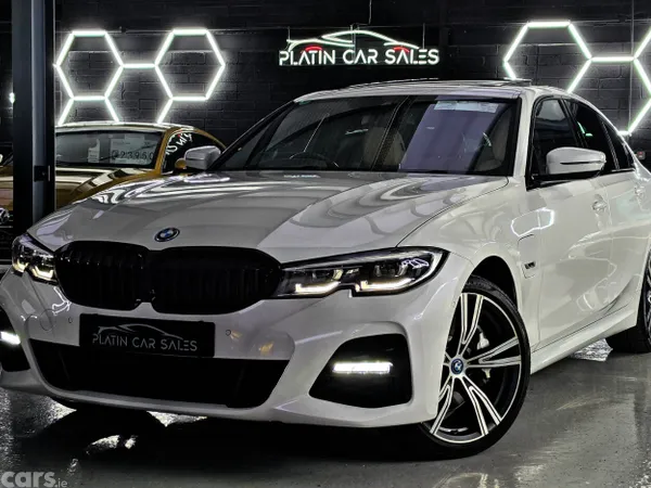 BMW 3-Series Saloon, Petrol Plug-in Hybrid, 2021, White