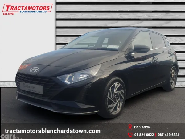 Hyundai i20 Hatchback, Petrol, 2024, Black