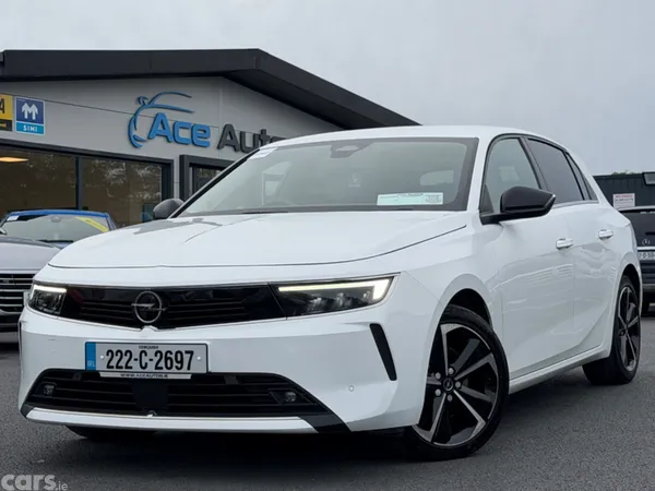 Opel Astra Hatchback, Diesel, 2022, White