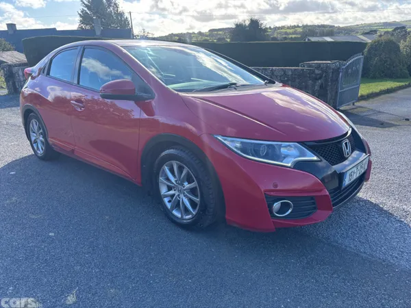 Honda Civic Hatchback, Diesel, 2015, Red