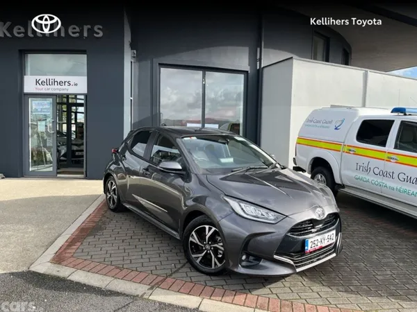 Toyota Yaris Hatchback, Petrol Hybrid, 2025, Grey