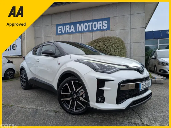 Toyota C-HR SUV, Petrol Hybrid, 2021, White
