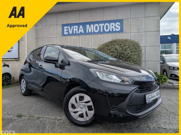 Toyota Aqua Hatchback, Petrol Hybrid, 2022, Black