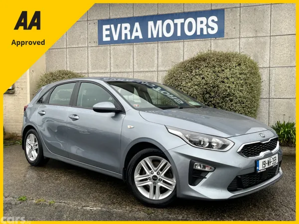 Kia Ceed Hatchback, Petrol, 2019, Grey
