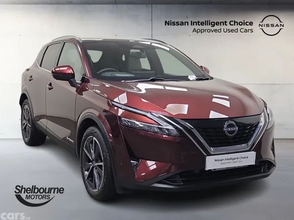 Nissan Qashqai Hatchback, Petrol Hybrid, 2023, Red