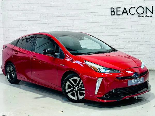 Toyota Prius Saloon, Petrol Hybrid, 2019, Red