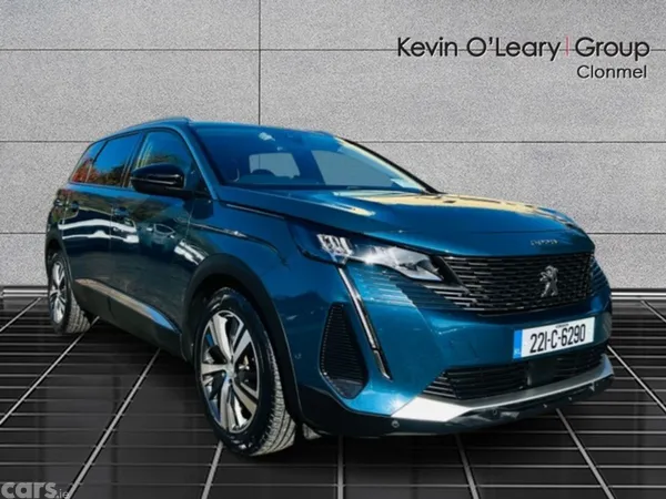 Peugeot 5008 MPV, Diesel, 2022, Blue