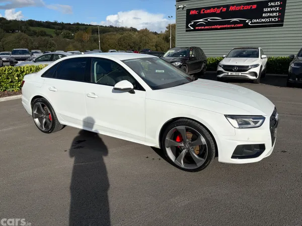 Audi A4 Saloon, Diesel, 2019, White