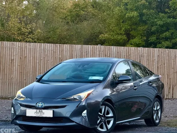 Toyota Prius Hatchback, Petrol Hybrid, 2017, Grey