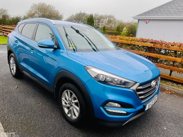 Hyundai Tucson SUV, Diesel, 2016, Blue