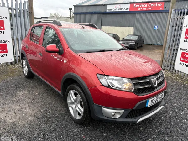 Dacia Sandero Stepway Hatchback, Diesel, 2016, Red