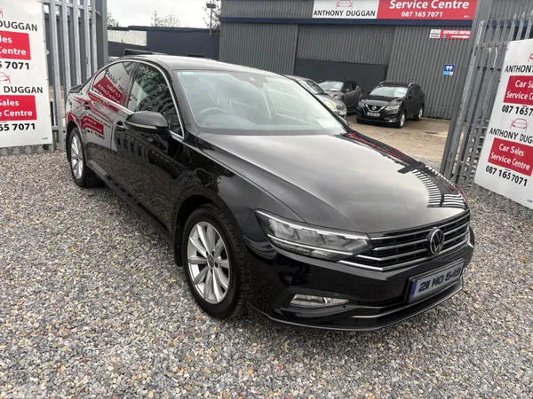 Volkswagen Passat Saloon, Diesel, 2021, Black