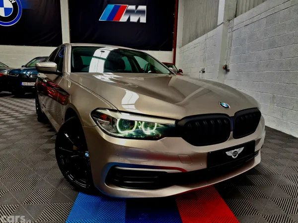 BMW 5-Series Saloon, Petrol Plug-in Hybrid, 2019, Silver