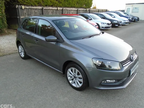 Volkswagen Polo Hatchback, Petrol, 2015, Grey