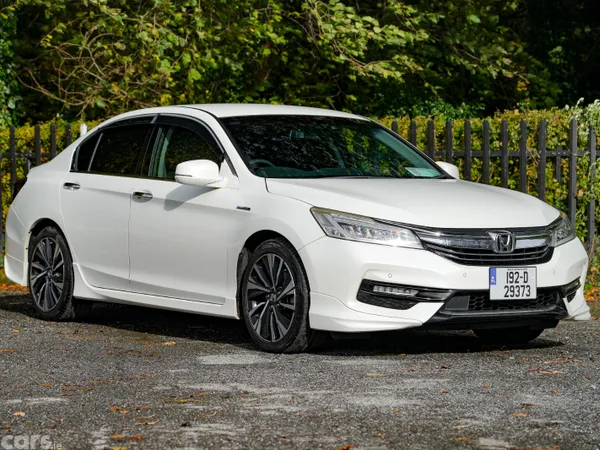 Honda Accord Saloon, Petrol Hybrid, 2019, White