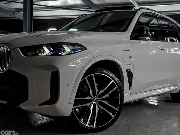 BMW X5 SUV, Petrol Plug-in Hybrid, 2023, White