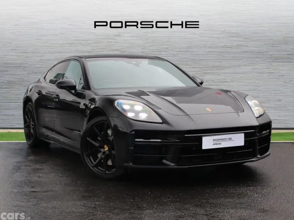 Porsche Panamera Saloon, Petrol Plug-in Hybrid, 2025, Black