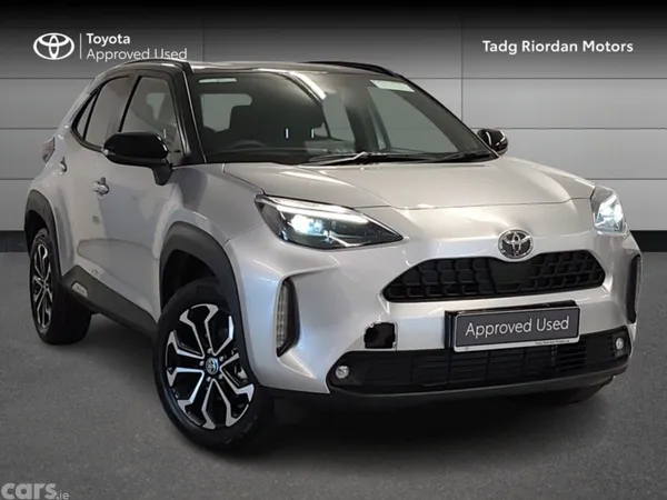 Toyota Yaris Cross Hatchback, Petrol Hybrid, 2026, Grey