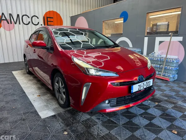 Toyota Prius Saloon, Petrol Hybrid, 2021, Red