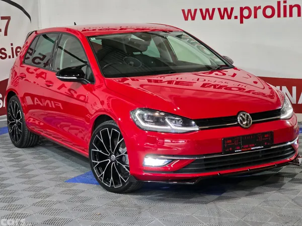 Volkswagen Golf Hatchback, Petrol, 2018, Red