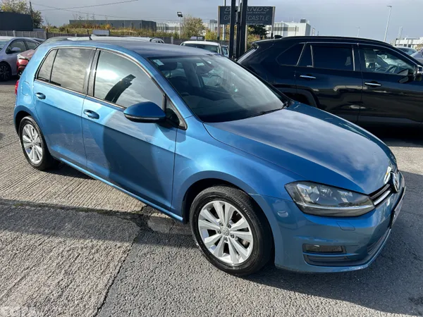 Volkswagen Golf Hatchback, Petrol, 2015, Blue