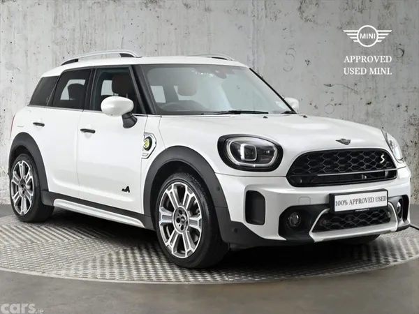 Mini Countryman SUV, Petrol Plug-in Hybrid, 2023, White