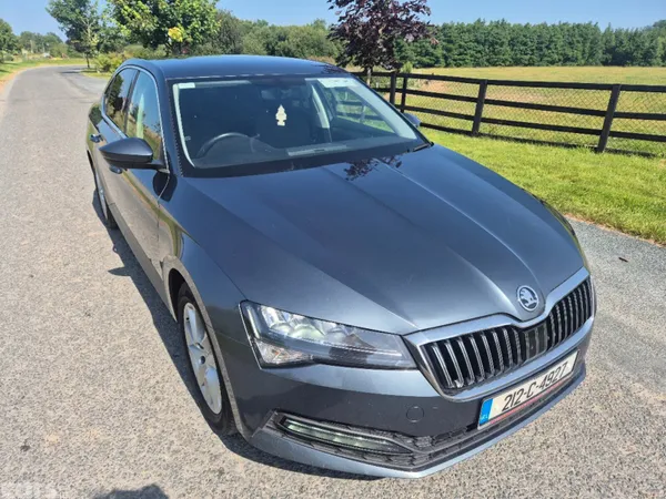 Skoda Superb Saloon, Diesel, 2021, Grey