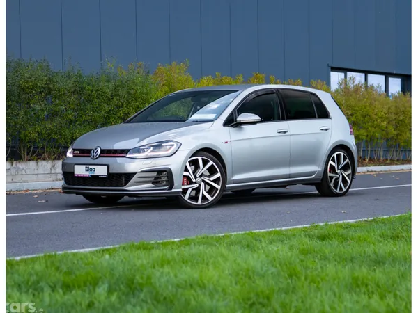 Volkswagen Golf Hatchback, Petrol, 2018, Grey