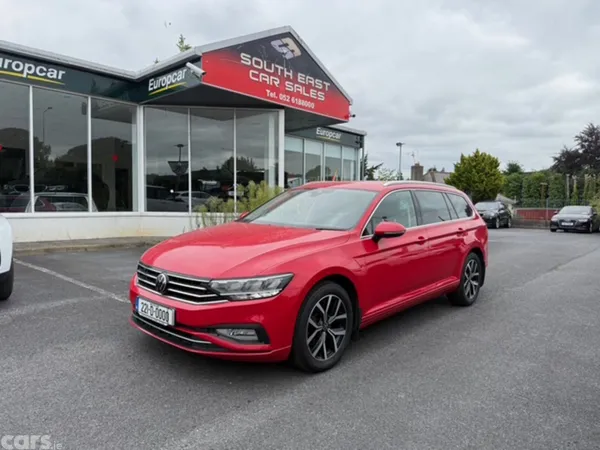 Volkswagen Passat Estate, Diesel, 2022, Red