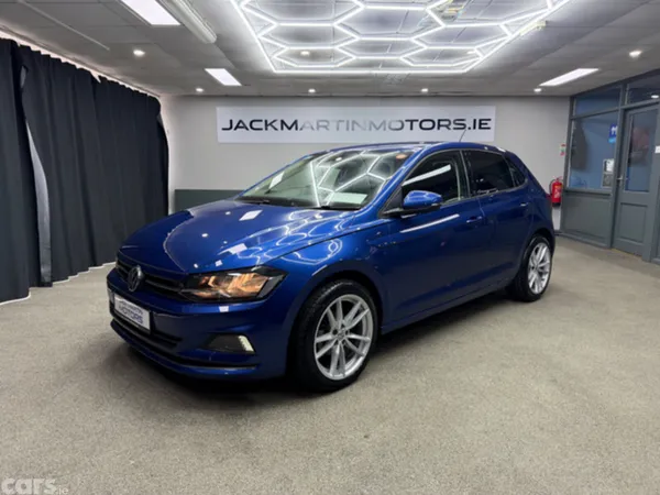 Volkswagen Polo Hatchback, Petrol, 2018, Blue