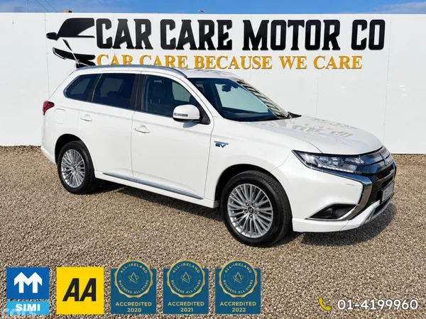 Mitsubishi Outlander SUV, Petrol Plug-in Hybrid, 2019, White